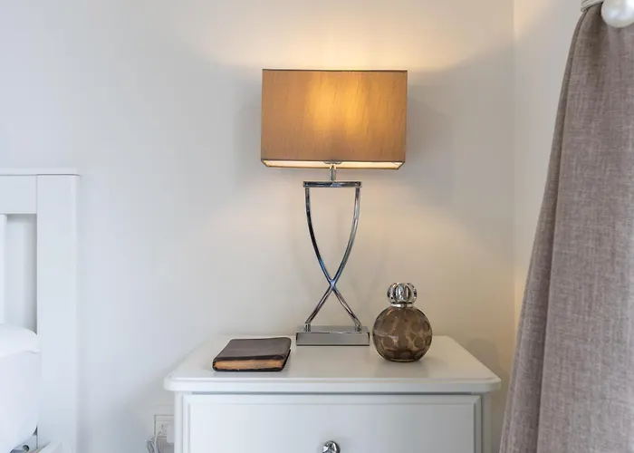 Luxe Athena Vlakbij Het アパート